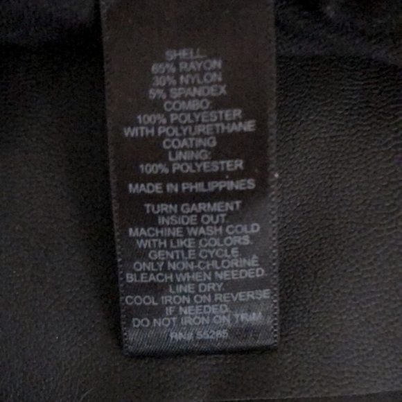 Express  size small black mini skirt faux leather panels never worn - Picture 3 of 3